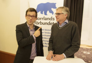 Fores vd Mattias Goldmann och riksdagsledamot Per Åsling (C) vill hålla ihop Sverige med regionalisering av skattebaser. FOTO: TOM JUSLIN